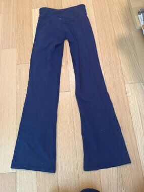 Athleta navy blue flare yoga pants XXS